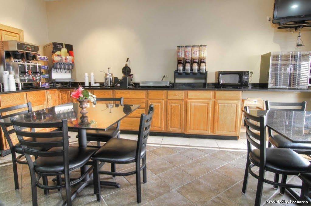 Best Western Crossroads Inn Schererville Ristorante foto