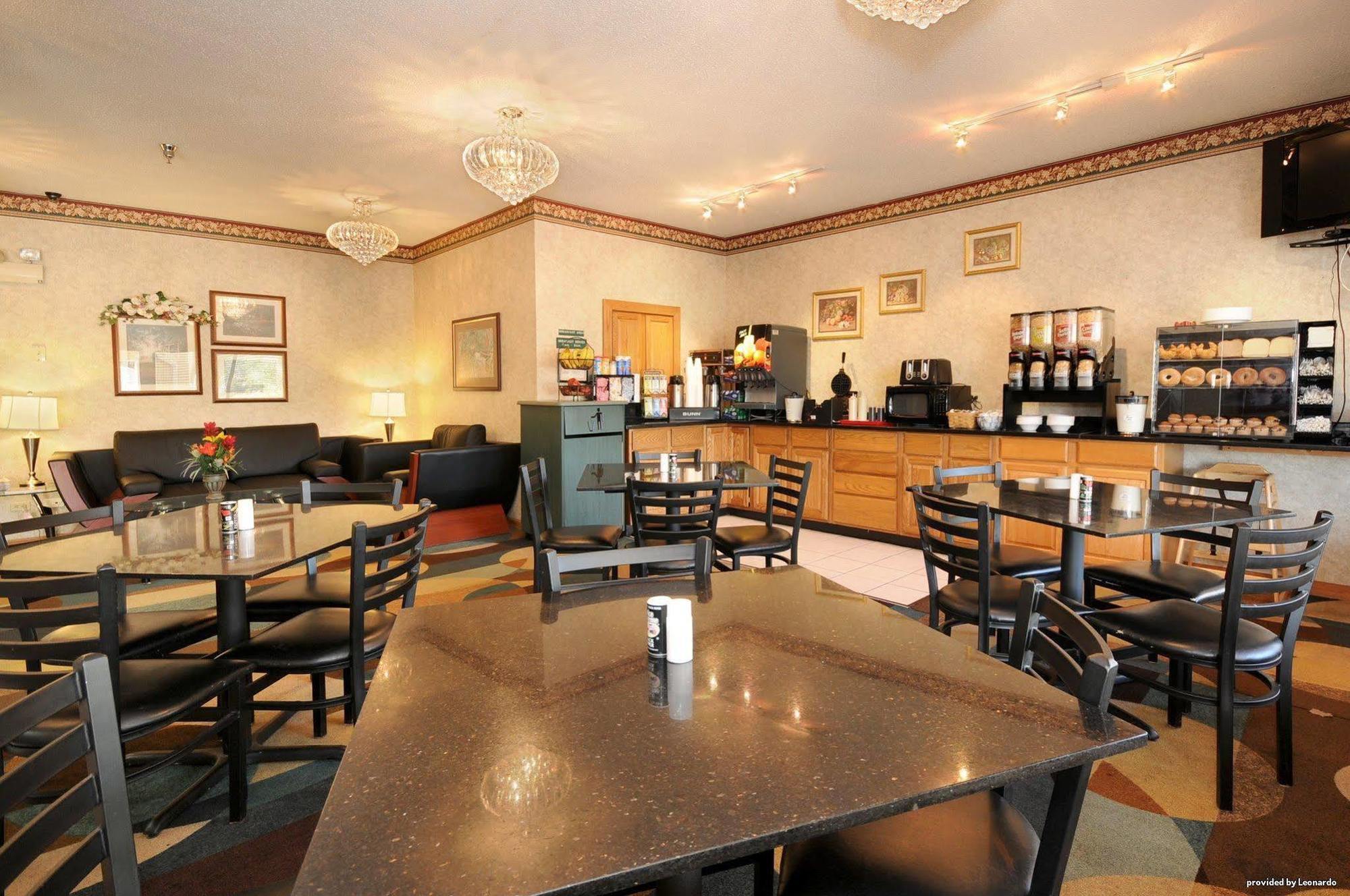 Best Western Crossroads Inn Schererville Ristorante foto